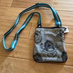 Juicy Couture crossbody